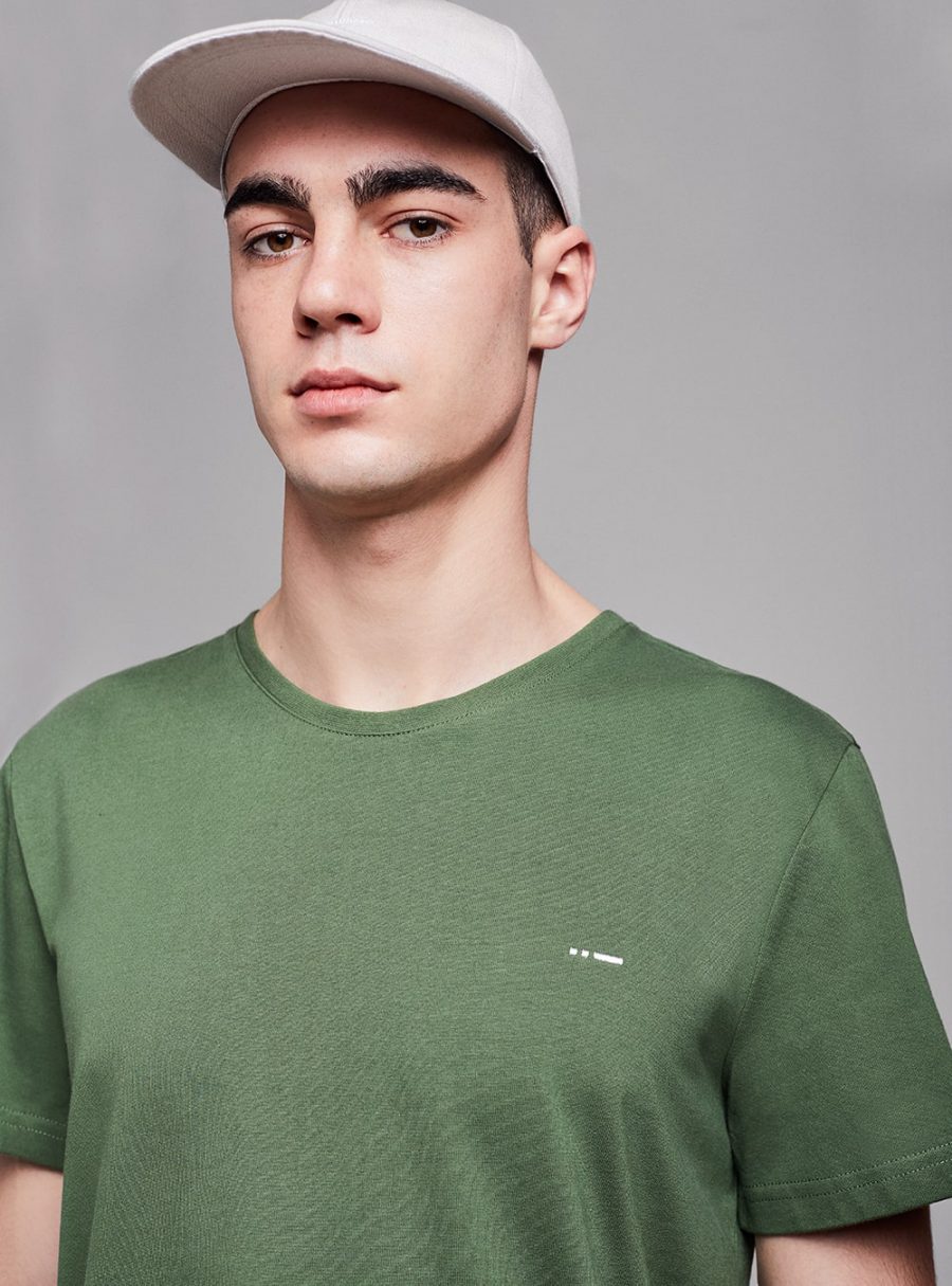 Essential T-shirt