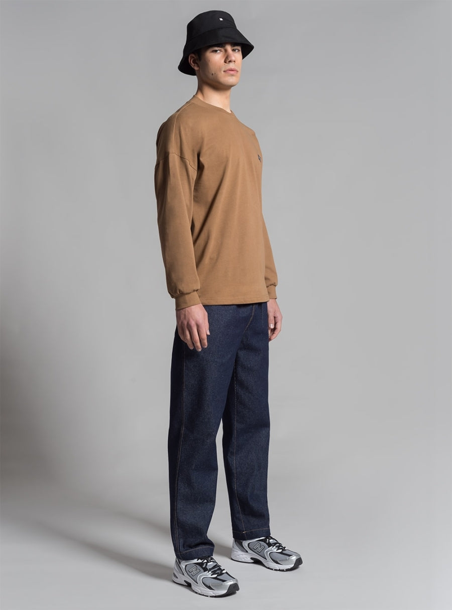Relaxed long sleeve